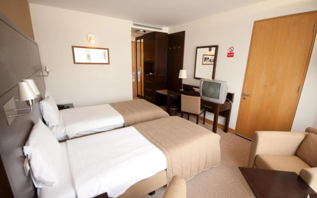 White Sands Hotel