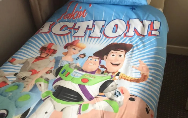 2 Bed Flat - Sleeps 3 - Parking - Wifi