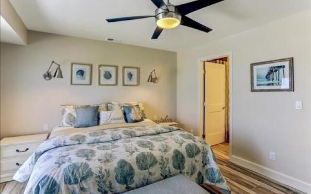 Sandpiper 95090 by RedAwning