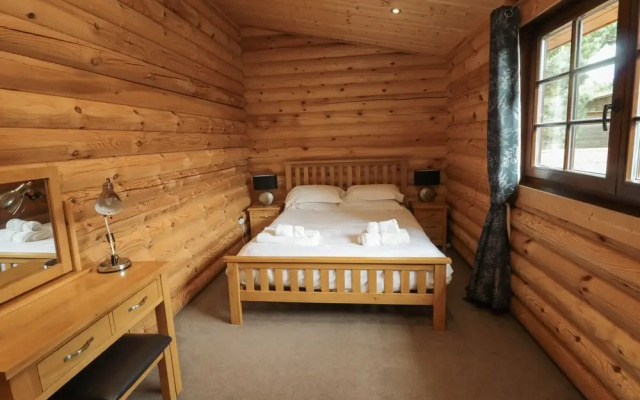 Welcome Hjem Log Cabin