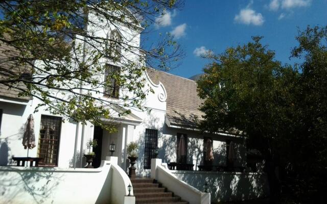 Constantia Guest Lodge