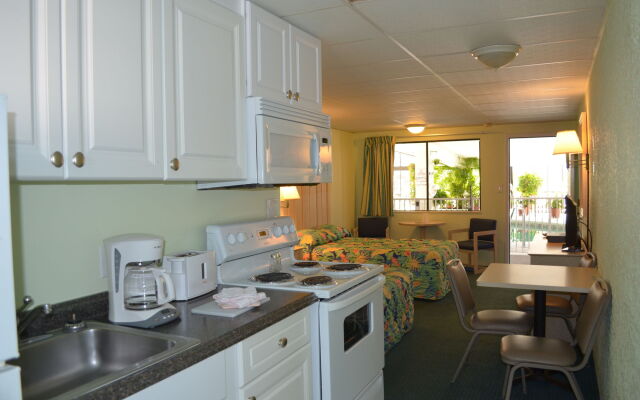 Palmetto Beachfront Hotel, a By the Sea Resort