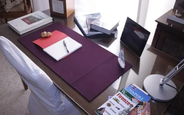 BB Royal Palace Room