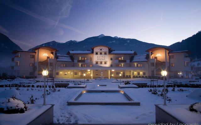 Alpenpalace Luxury Hideaway & Spa Retreat