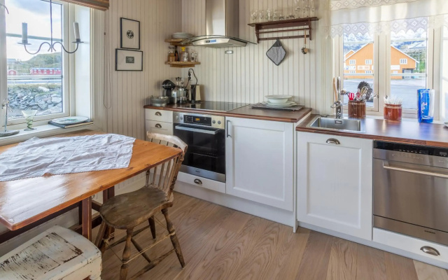 Sakrisøy Mini Apartment