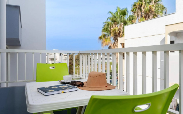 Manias Apartments
