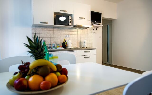 Nemira Sunny Apartments