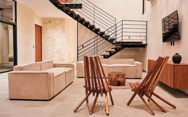 House Tulum Chic and Spacious Villa in the Jungle