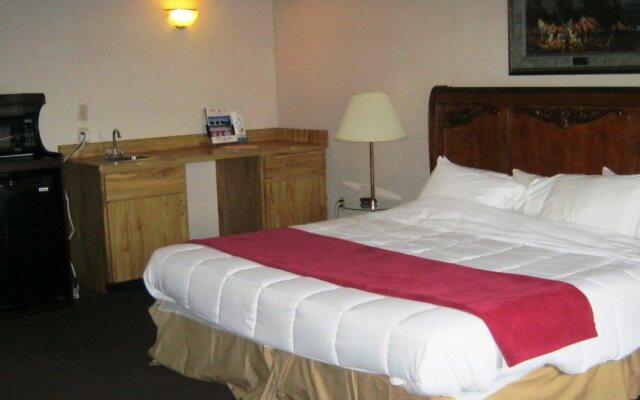 Voyageur Inn and Conference Center