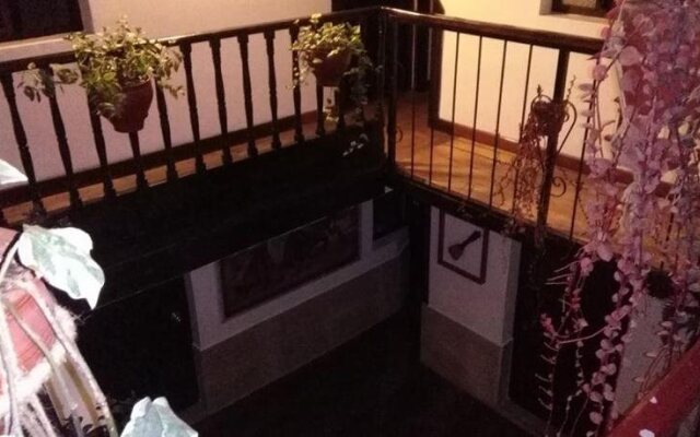 Huayruro Guest House