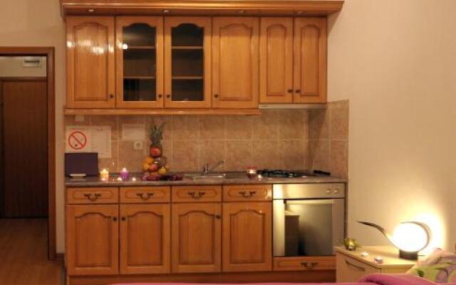 Apartments Iwa Centar