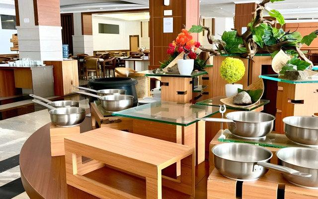 Grand Asrilia Hotel