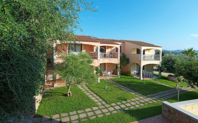 The Fantastic Residenza Badus Studio Sleeps 2 Num0828