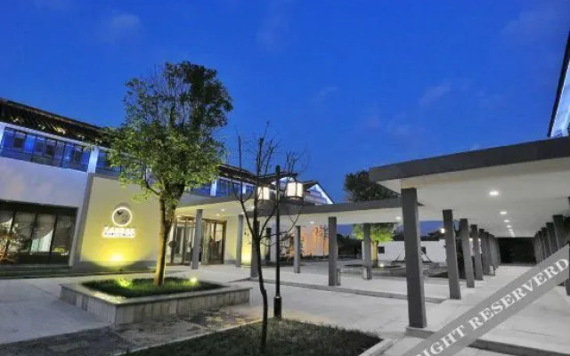 Luyi Resort Hotel