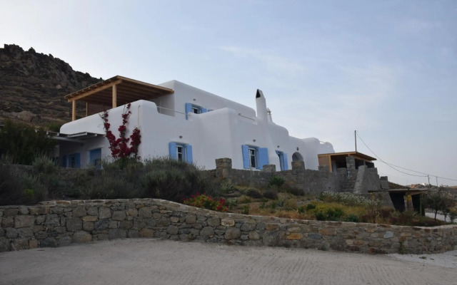 Andromeda Mykonos Villas & Suites