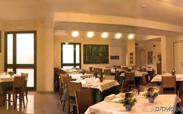 Kaire Hotel