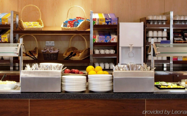Holiday Inn Express London-Epsom Downs by IHG