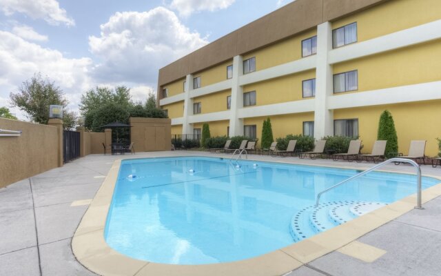 Sleep Inn & Suites West Knoxville