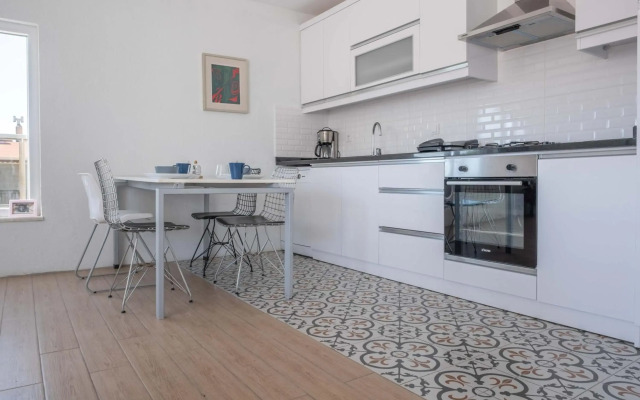 EV Apartments