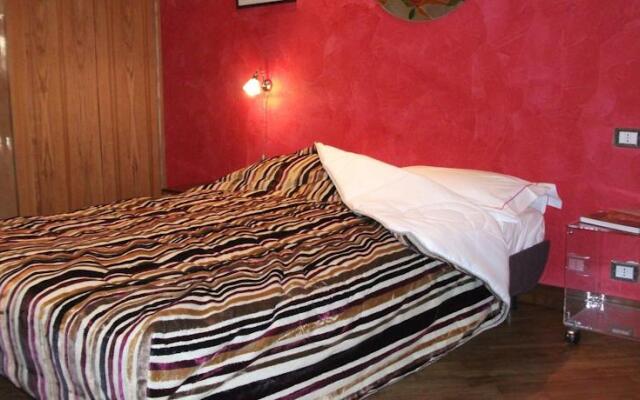 Elegante Monolocale al Colosseo