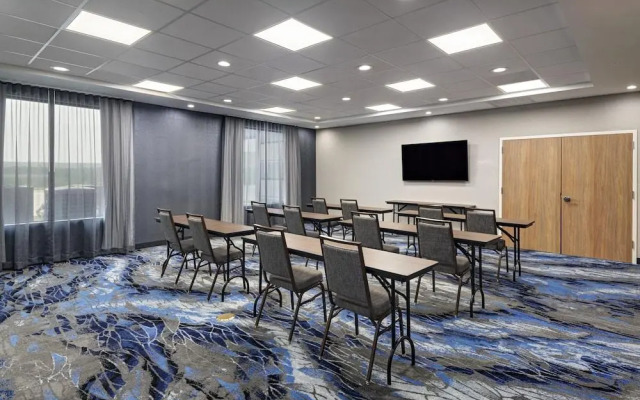 Fairfield Inn & Suites by Marriott Waller