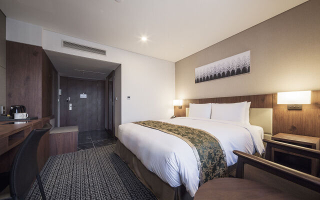 voco Seoul Myeongdong by IHG