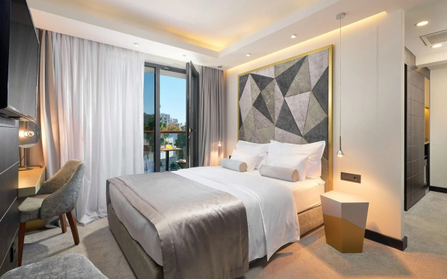 Time Boutique Hotel