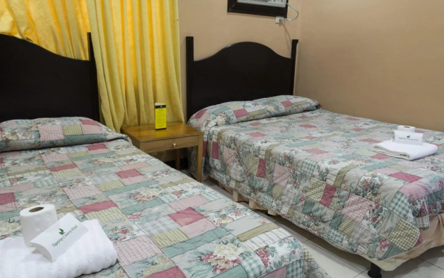 Tagaytay Country Hotel