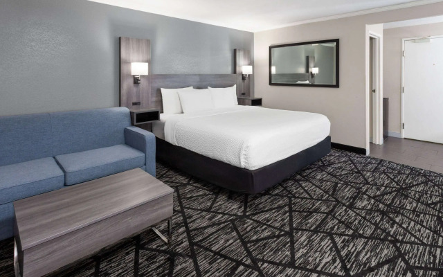 La Quinta Inn by Wyndham Cleveland Independence