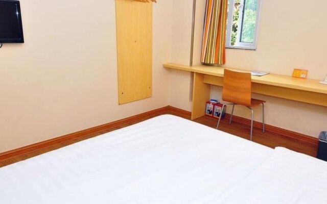 Life Yajo Hotel Tuan Yi Da Square