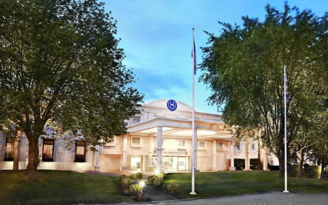 Sheraton Heathrow Hotel