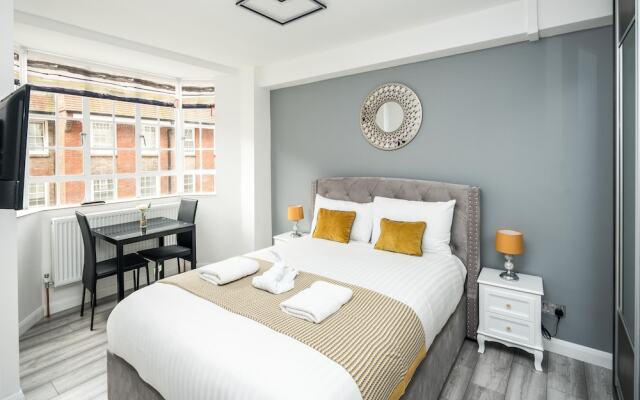 NEW Sleek & Modern Studio in the Heart of Chelsea