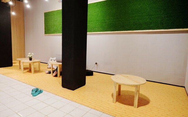 ZEN Hostel Alun-Alun Sarinah