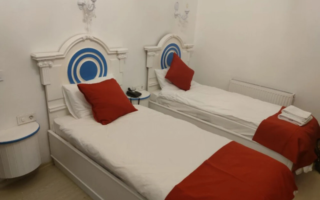 Büyükada Mavi Palas Hotel