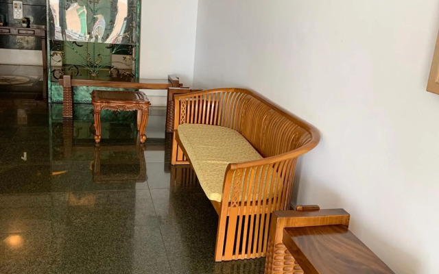 Mciti Suites