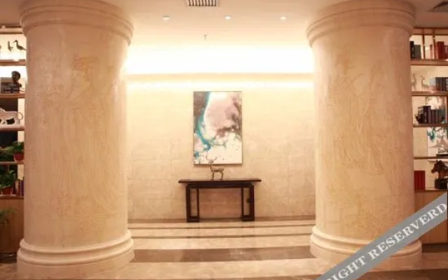 Zhouzhi Yibo Hotel