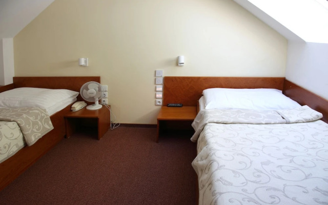 Hotel Čertousy