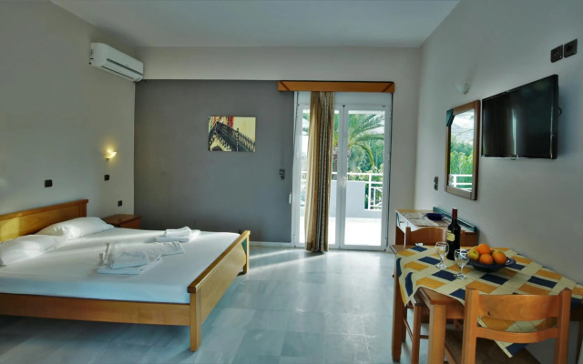 Hotel Athena