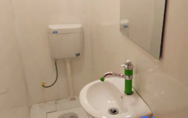 Xuexiang Jinlong Family Hotel