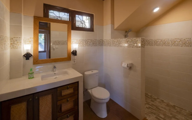 Kemangi Apartments and Yoga Space