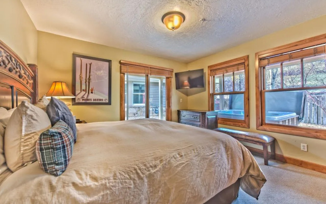 Abode on Nakoma Home