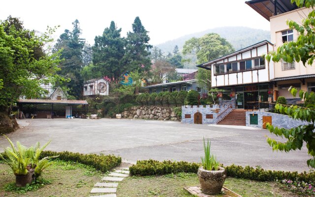 Ting Tau Garden Resort