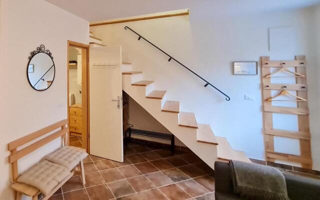 Sweet House and Apartment