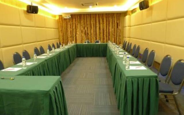 Eight Days Boutique Hotel @ Permas Jaya
