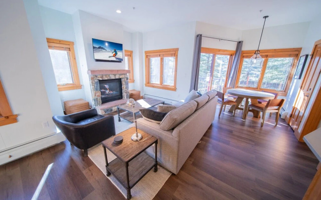 Expedition Station 8561 by SummitCove Vacation Lodging