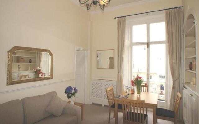 London Victoria Apartment - Brompton House