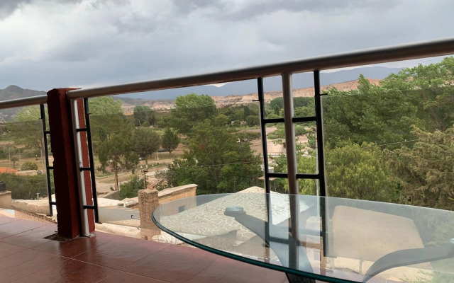 Hostal Casa De Piedra