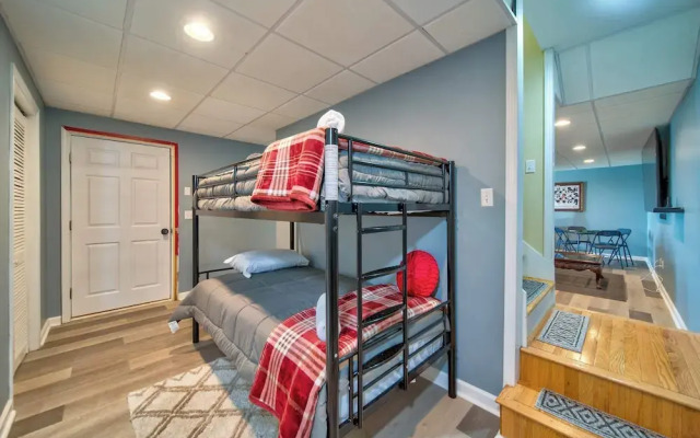 Sunset View 3 BDR Close to Downtown!