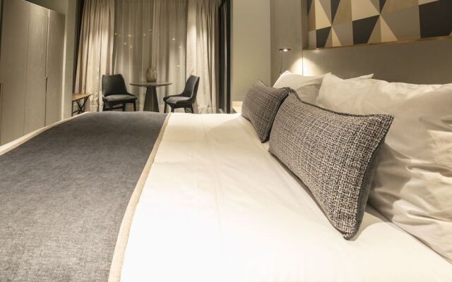 Golden Bay Hotel Boutique