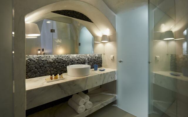 Rhenia's Suites